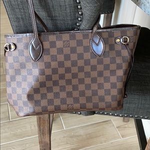 Louis Vuitton Neverfull PM